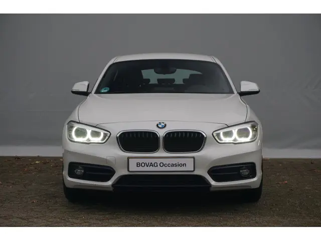 BMW 1 Serie 118i 2018 Benzine 3