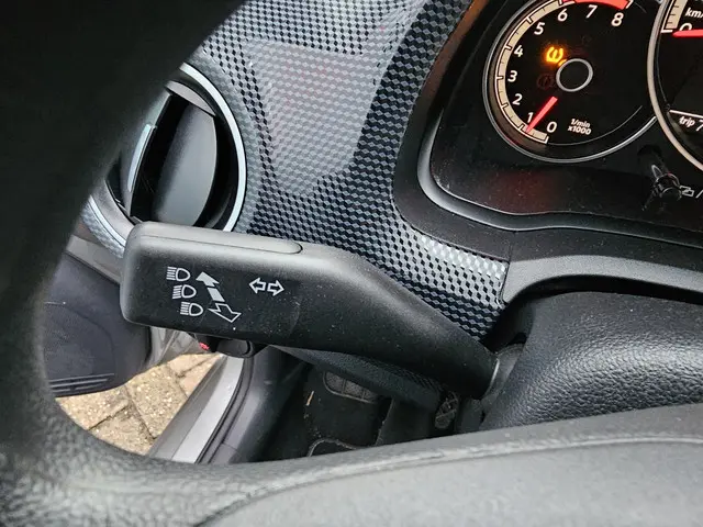 Volkswagen up! 1.0 BMT move up! 2018 Benzine 26