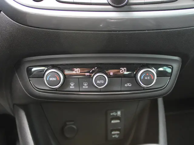 Opel Crossland X 1.2 Turbo Innovation 2020 Benzine 16