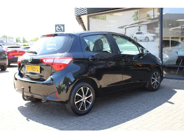 Toyota Yaris 1.5 VVT-i Aspiration 2018 Benzine 8