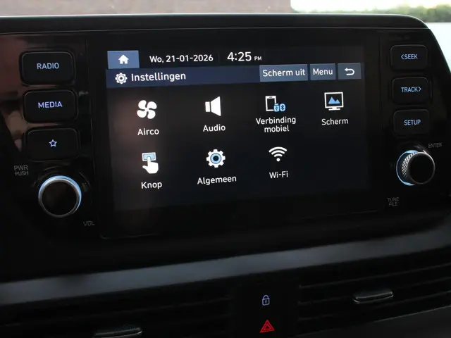 Hyundai i20 1.0 T-GDI Advanced 2024 Benzine 24