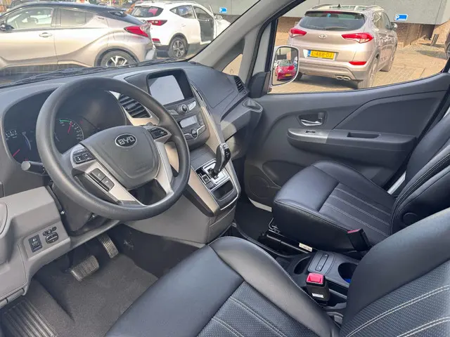 BYD ETP3 Standard 45 kWh 2023 Elektrisch 14