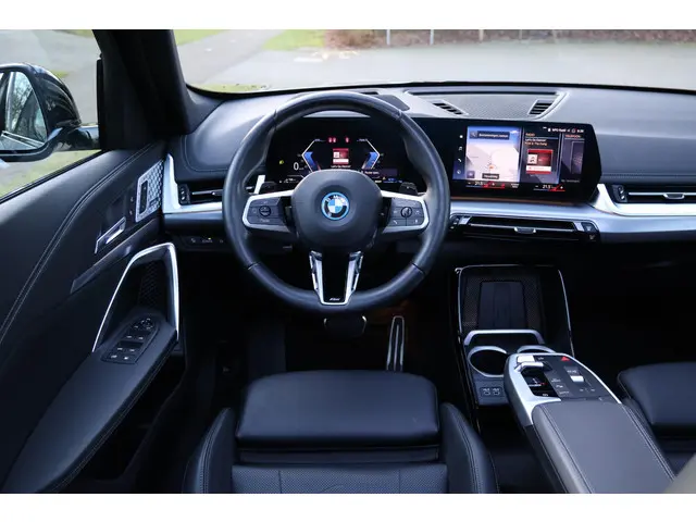 BMW X1 xDrive30e 2023 Hybride Benzine 21