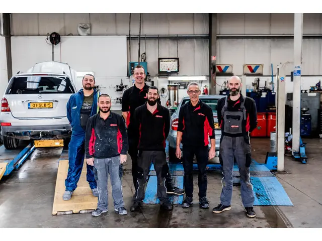 Fiat 500 1.0 Hybrid Hey Google 2021 Benzine 27