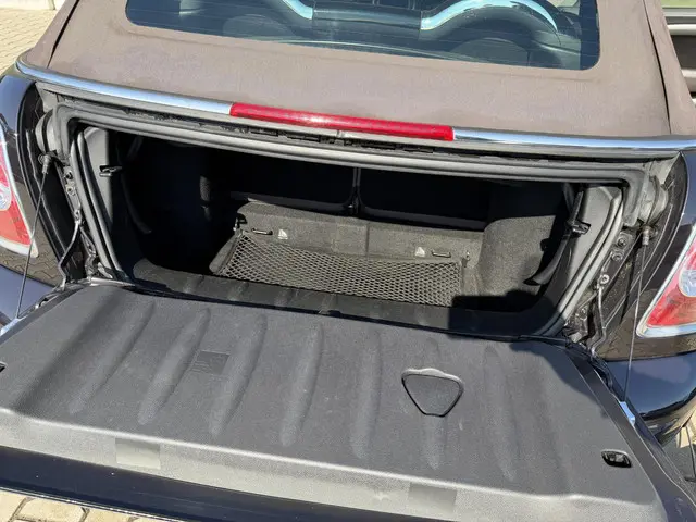 MINI Cooper Cabrio 1.6 Highgate 2015 Benzine 60