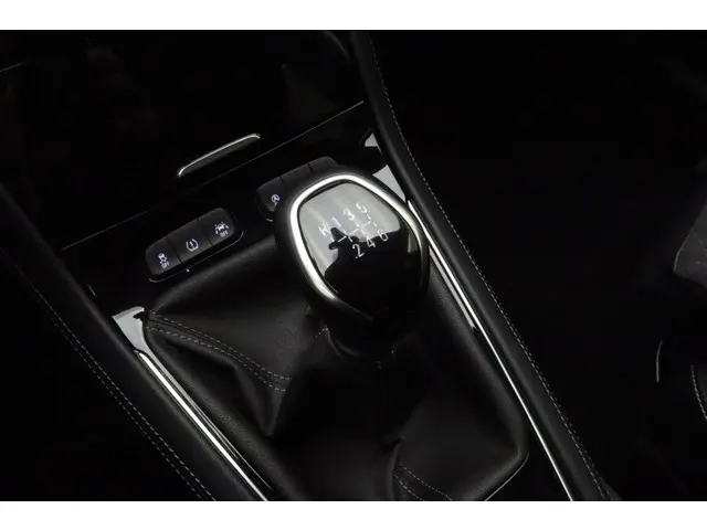 Opel Grandland X 1.2 Turbo Innovation 2019 Benzine 32