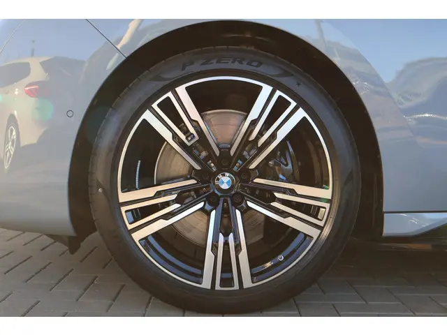 BMW i7 eDrive50 Privilege Edition 2025 Elektrisch 6