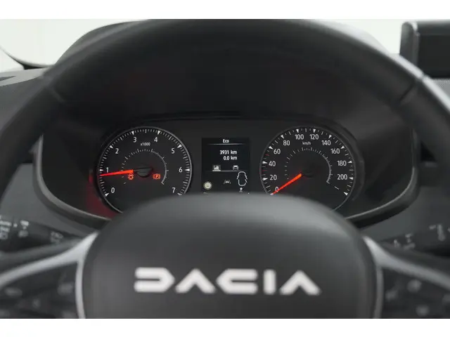 Dacia Jogger TCe 110 Extreme 2025 Benzine 44