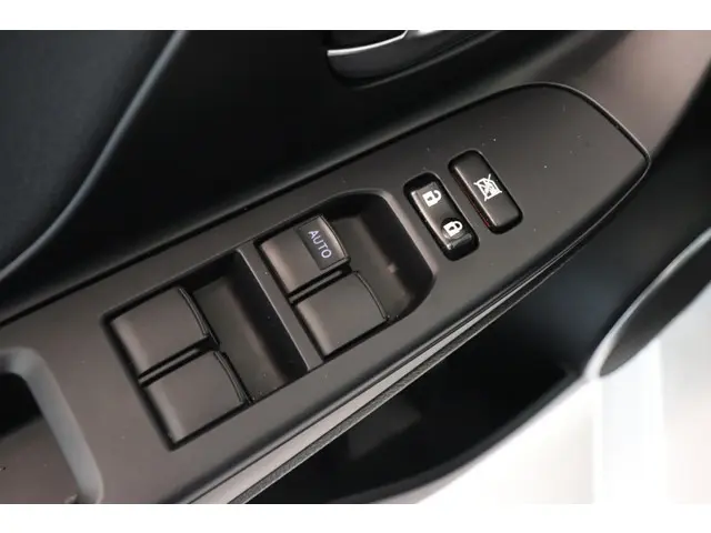 Toyota Yaris 1.5 Hybrid Executive 2019 Hybride Benzine 28