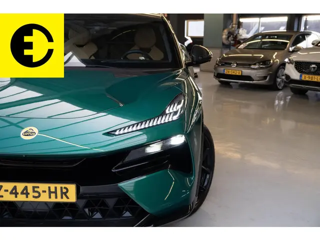Lotus Eletre EDS 675 R 4WD 112 kWh 2024 Elektrisch 7