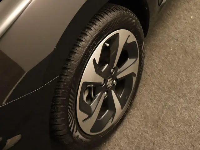 Suzuki Swift 1.2 Style Smart Hybrid 2025 Benzine 17