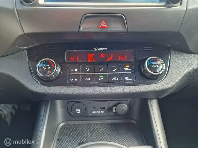 Kia Sportage 1.6 GDI 20th Anniversary 2013 Benzine 28