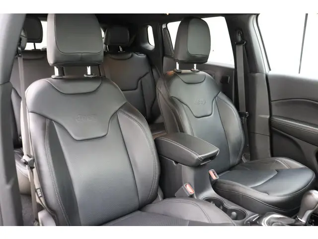 Jeep Compass 1.3T S 2020 Benzine 7
