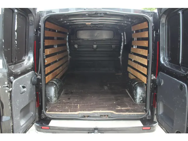 Opel Vivaro 1.6 CDTI L2H1 Sport EcoFlex 2015 Diesel 20