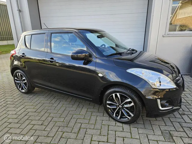 Suzuki Swift 1.2 X-tra zeer nette auto!! 2015 Benzine 3