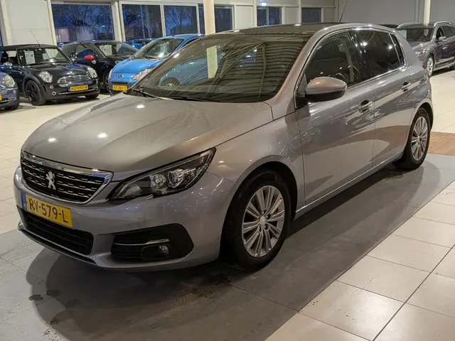 Peugeot 308 2