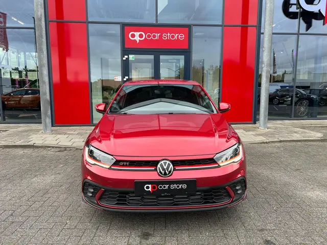 Volkswagen Polo 2