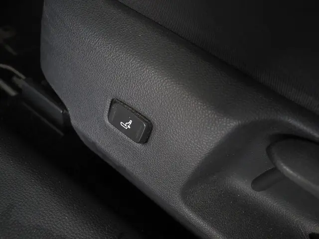 Toyota Corolla 2.0 Hybrid Executive 2019 Hybride Benzine 10