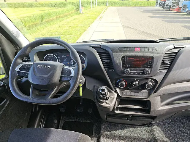 Iveco Daily 35C14 2022 Diesel 8