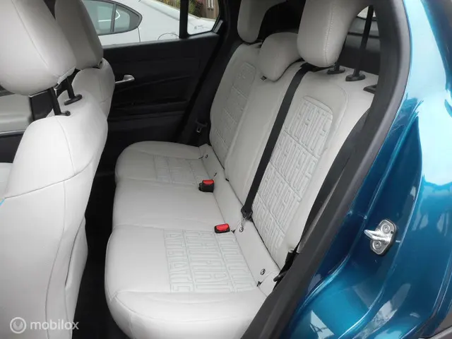 Fiat 600 1.2 Hybrid 100 La Prima 2024 Benzine 6