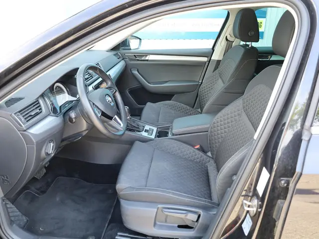 Škoda Superb Combi iV 1.4 TSI PHEV 2020 Hybride Benzine 6