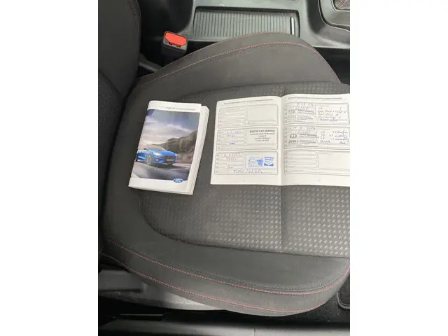 Ford Focus 1.0 EcoBoost ST Line Business 2020 Benzine 32