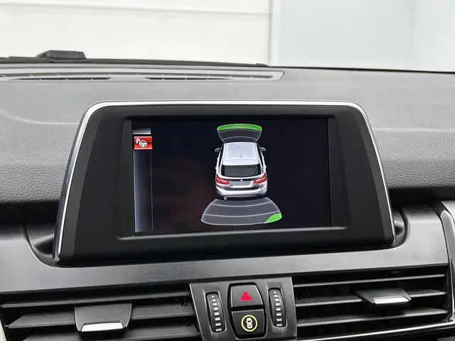 BMW 2 Serie Active Tourer 218i Executive 2017 Benzine 12