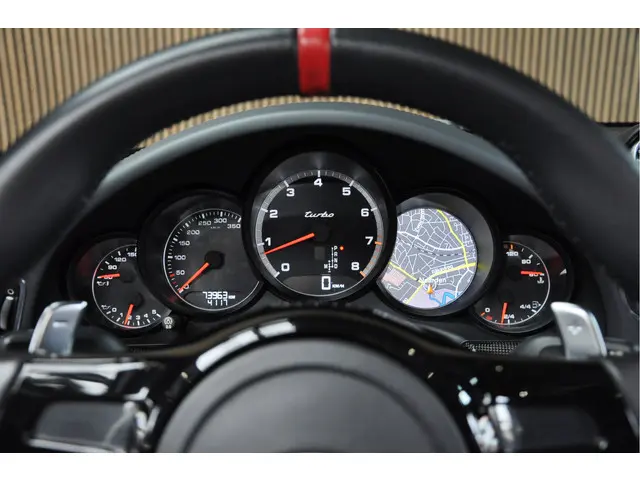 Porsche 911 Cabrio 3.8 T 2014 Benzine 15