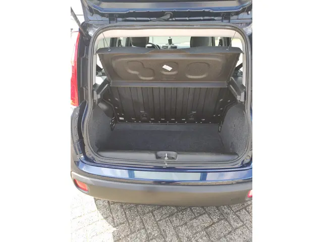 Fiat Panda 1.2 69 Lounge 2017 Benzine 9