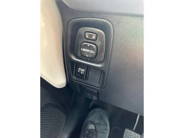 Toyota Aygo 1.0 VVT-i x-play 2016 Benzine 8