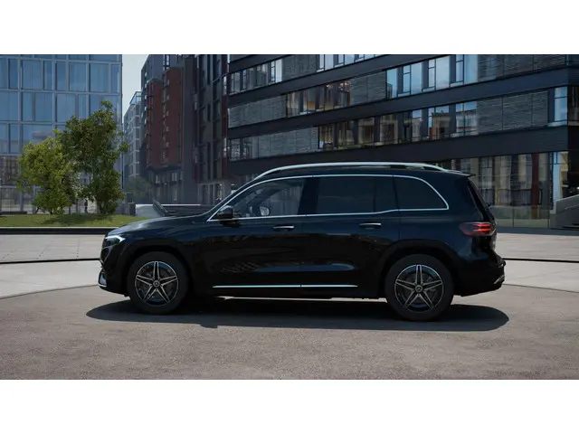 Mercedes-Benz EQB 250+ AMG Line 71 kWh 2025 Elektrisch 32
