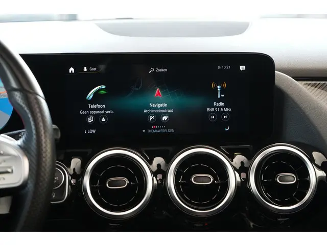 Mercedes-Benz B-Klasse 200 AMG 2019 Benzine 19