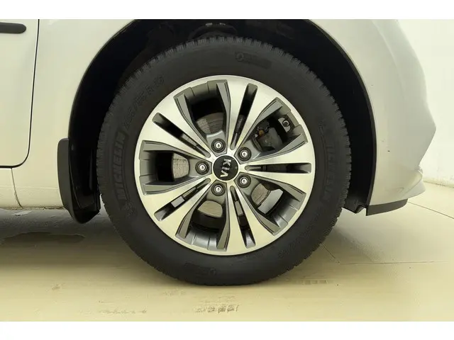 Kia Venga 1.4 CVVT DynamicPLusLine 2015 Benzine 13