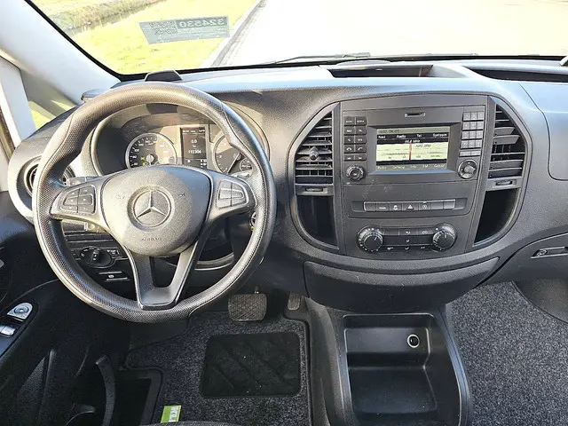 Mercedes-Benz Vito 114 2019 Diesel 8