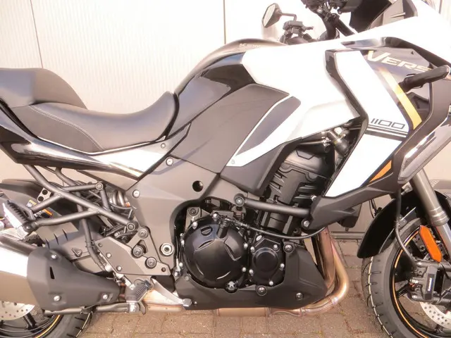Kawasaki Versys 1100 SE 2025 Benzine 4