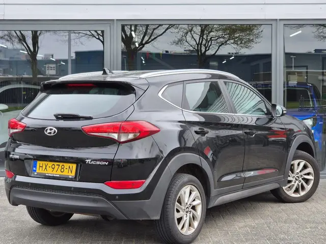 Hyundai Tucson 1.6 GDi Comfort 2016 Benzine 2