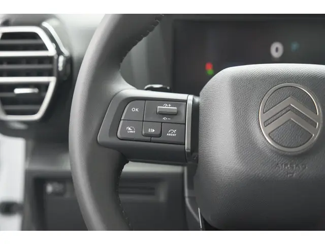 Citroën C4 Hybrid 136 e-DCS6 Max 2025 Hybride Benzine 26