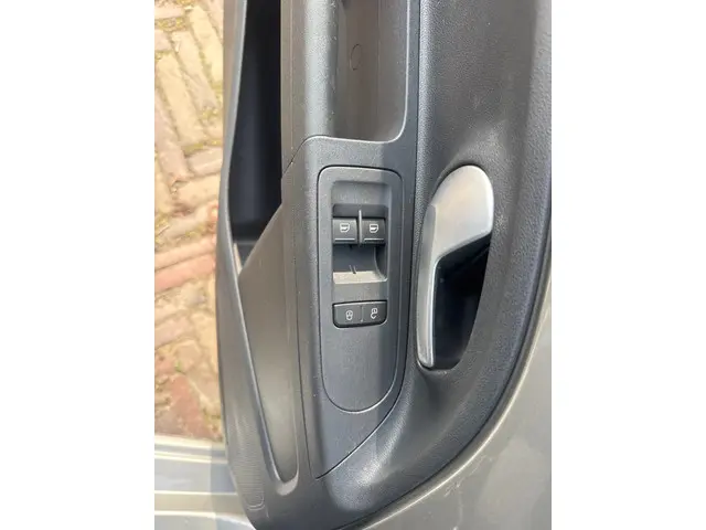 Volkswagen up! 1.0 camera/pdc/telefoon 2021 Benzine 17