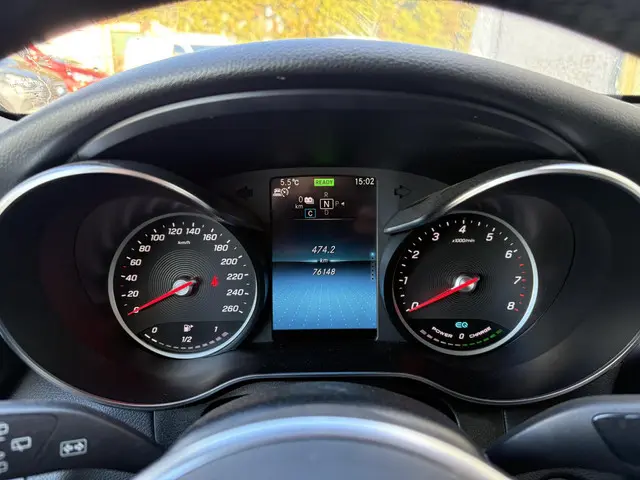 Mercedes-Benz GLC 300e 4MATIC 2020 Hybride Benzine 16