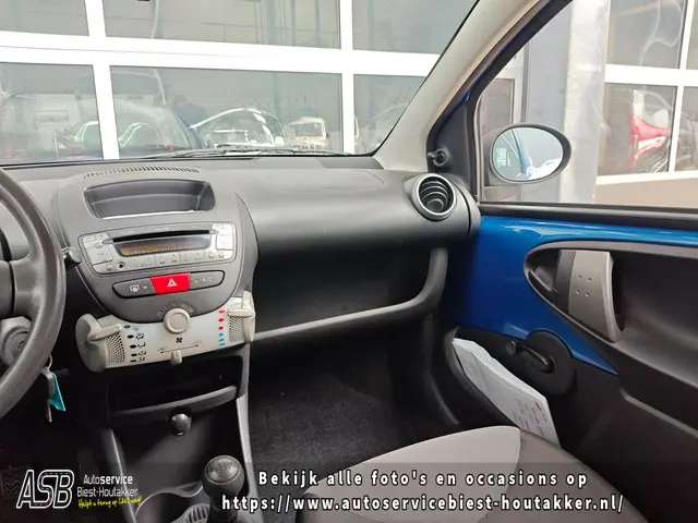 Peugeot 107 1.0 Access Accent | 5-deurs | Airco 2013 Benzine 25