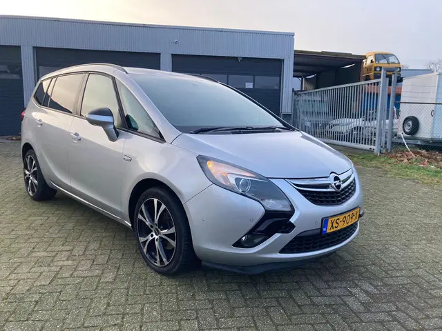 Opel Zafira 3