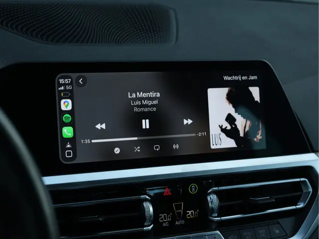 BMW 3 Serie 330e M Sport 2021 Hybride Benzine 49