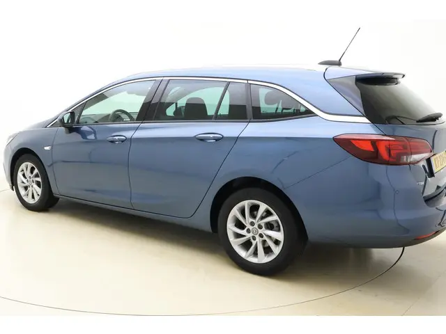 Opel Astra Sports Tourer 1.4 Innovation 2016 Benzine 4