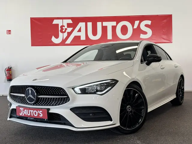 Mercedes-Benz CLA 220 AMG-LINE 4-MATIC 2019 Benzine