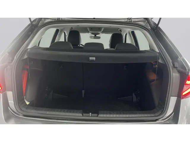 Škoda Fabia 1.0 TSI Selection 2024 Benzine 12