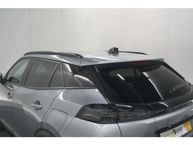 Peugeot 2008 PureTech 130 EAT8 Allure 2024 Benzine 22