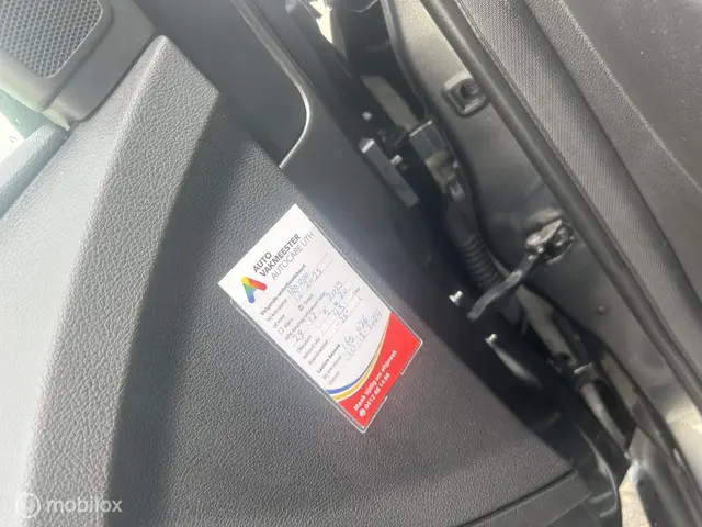 Ford Focus Wagon 1.0 Titanium Edition 2015 Benzine 8