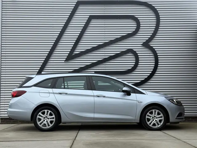 Opel Astra Sports Tourer 1.4 Online Edition 2018 Benzine 4
