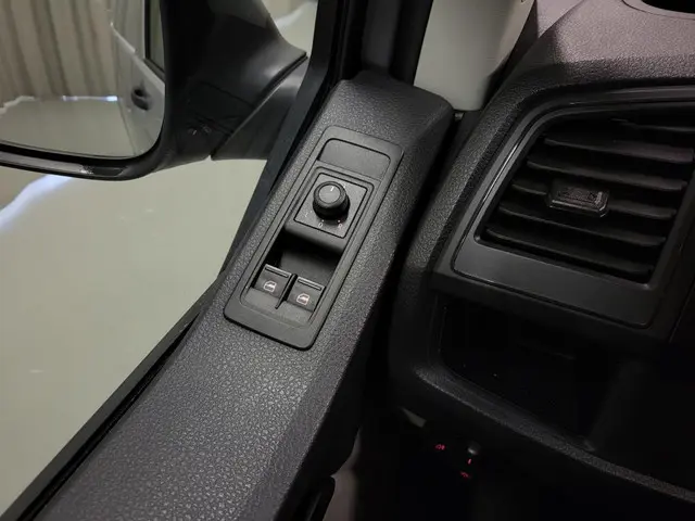 Volkswagen Transporter 2.0TDI Euro 6! 2017 Diesel 11