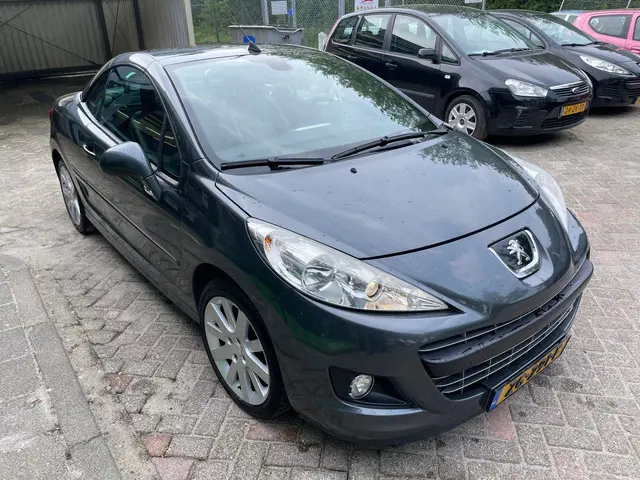 Peugeot 207 CC 1.6 VTi Griffe 2013 Benzine 2